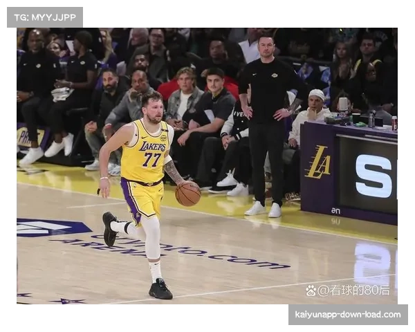 快船科林斯头部颈部受伤确认缺阵,源自湖人比赛对抗